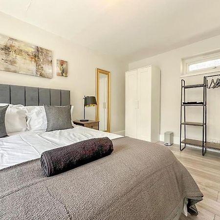 New Cosy Luxury 3 Bedroom House In Battersea Лондон Экстерьер фото
